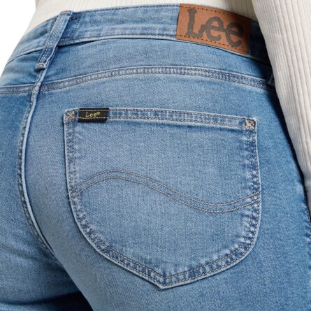 Lee X073_112355249-_458 - Image 3