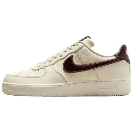 Nike IH7332-001 - Image 2