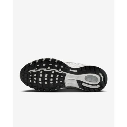 Nike HQ5718-103 - Image 4